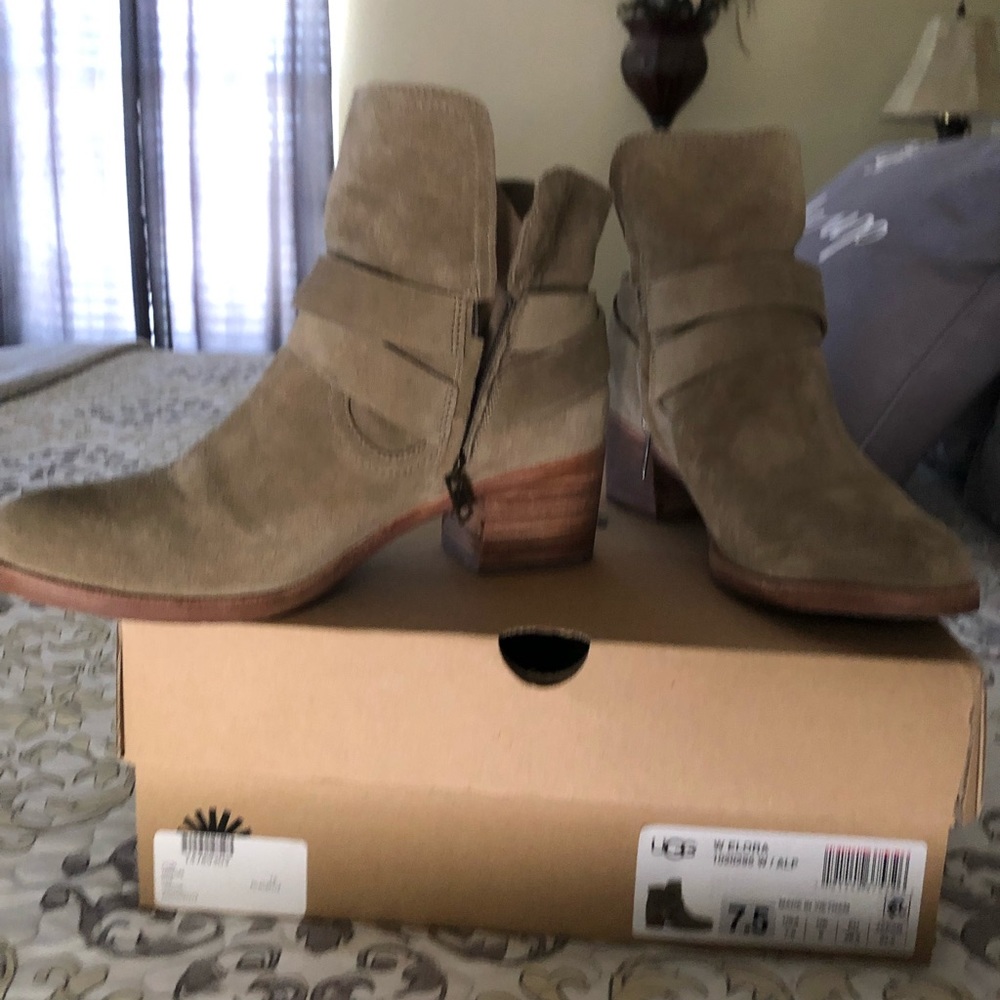 Ugg boots women’s